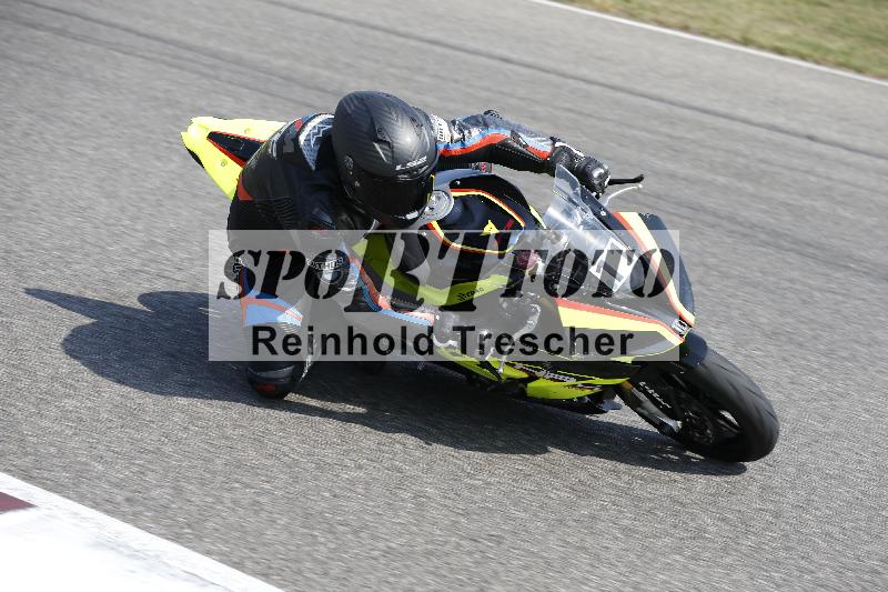 /Archiv-2025/49 26.08.2025 Cornu Master School ADR/blau-bleu/11